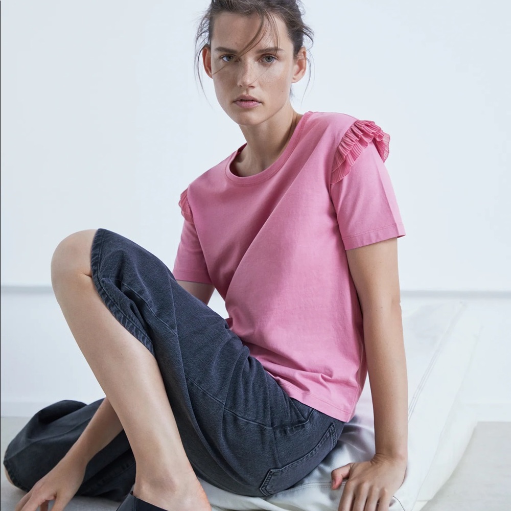 Zara T-Shirt with Pleated Ruffle Trims NWOT